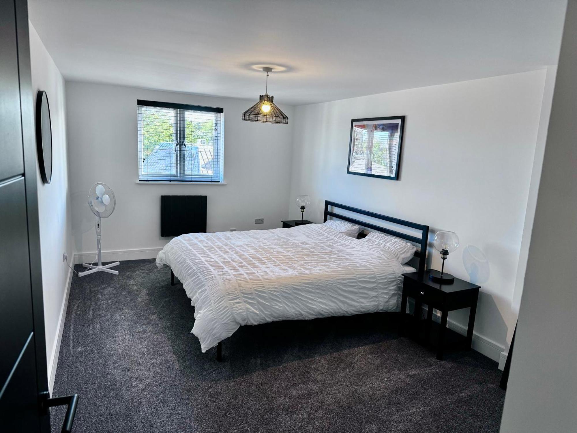New 2 Bed Apartment In Royston High St מראה חיצוני תמונה